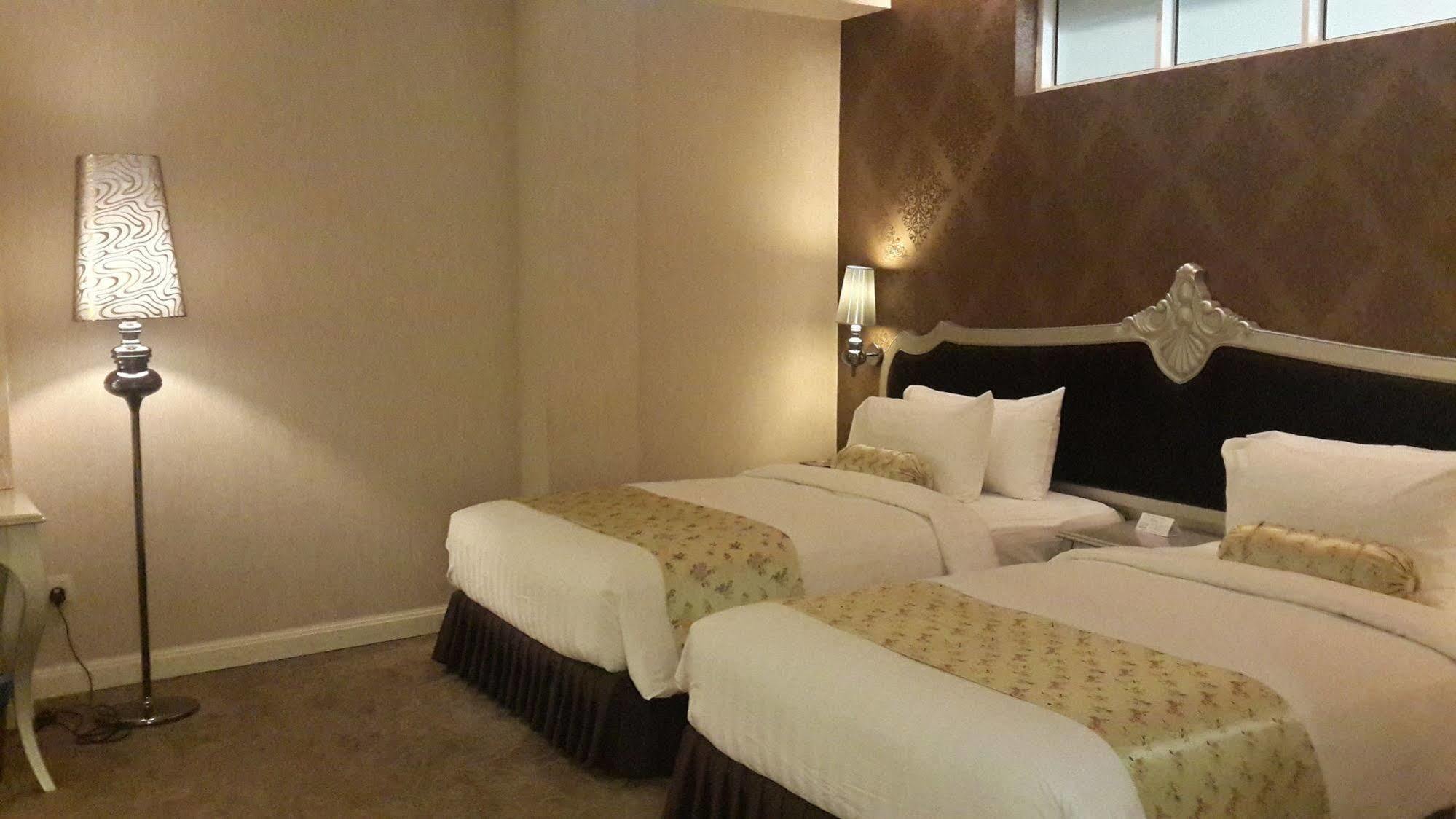 Rc Hotel Melaka Exterior photo
